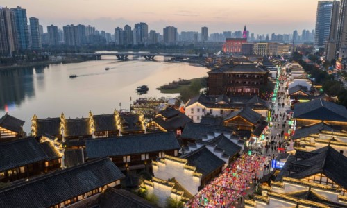 为什么脸上会长黑色的毛毛-为什么我的脸上会长出小小的黑毛网- 为什么脸上会长一颗颗黑色的东西知识,分享为什么我的脸上会长出小小的黑毛毛