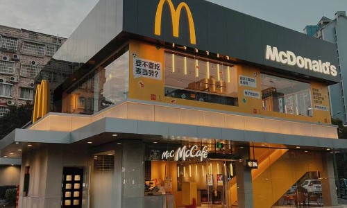 为什么我的脸上会长出小小的黑毛网- 为什么脸上会长一颗颗黑色的东西知识,分享为什么我的脸上会长出小小的黑毛毛